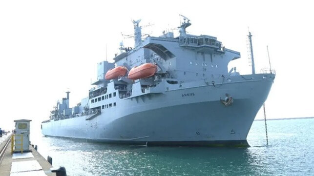 بریتانیا کشتی های خود را برای تعمیر به هند می فرستد