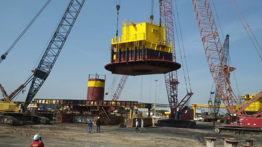 مونتاژ موفقیت‌آمیز دومین گوی شناور صادراتی جاسک در یارد خرمشهر